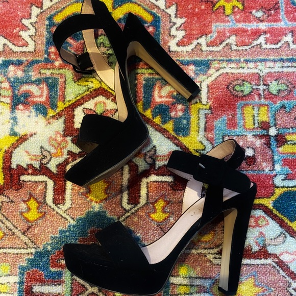 Black microsuede platform heels - Picture 5 of 5